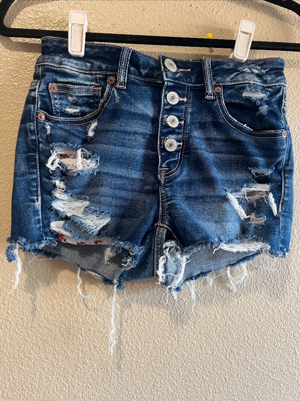 American eagle Distressed High-Rise‎ Denim Shorts - Blue mini shorts size 4